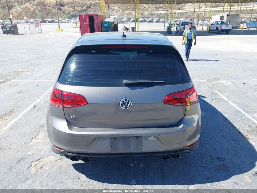 2015 Volkswagen Golf R 4-Door VIN: WVWLF7AU4FW222701 Lot: 45649851