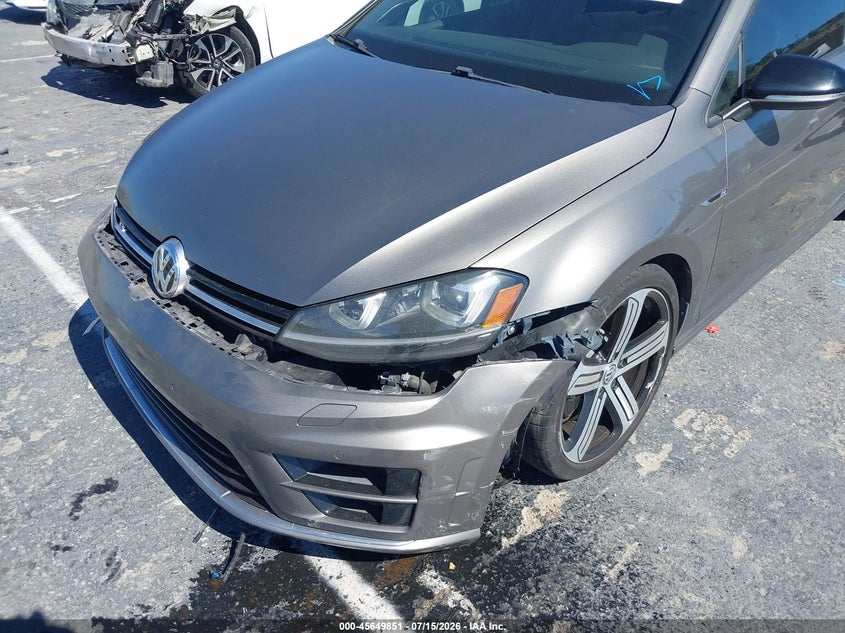 2015 Volkswagen Golf R 4-Door VIN: WVWLF7AU4FW222701 Lot: 45649851
