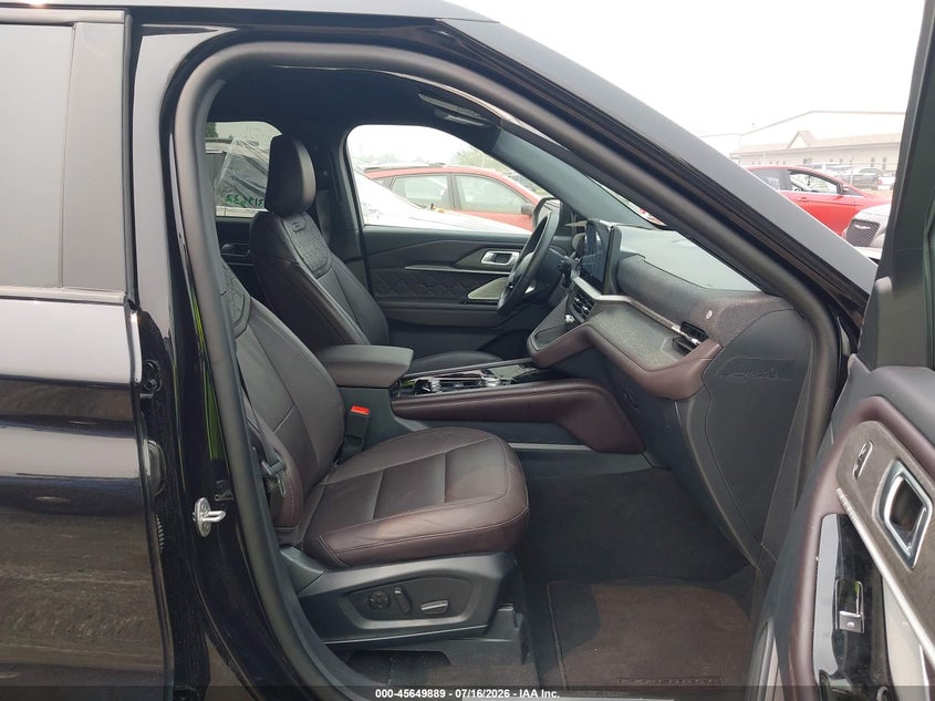 2026 FORD EXPLORER auction photo 5