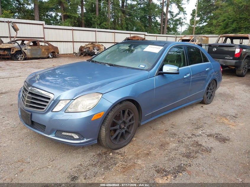 2010 MERCEDES-BENZ E 550 auction photo 2