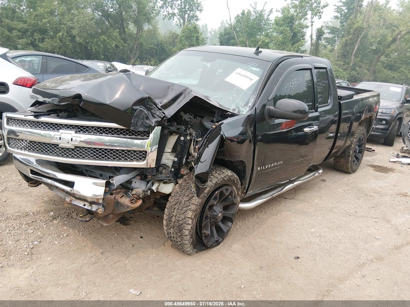 2012 Chevrolet Silverado, Front End, IAAI, VIN 1GCRKSE7XCZ215467 — photo 2