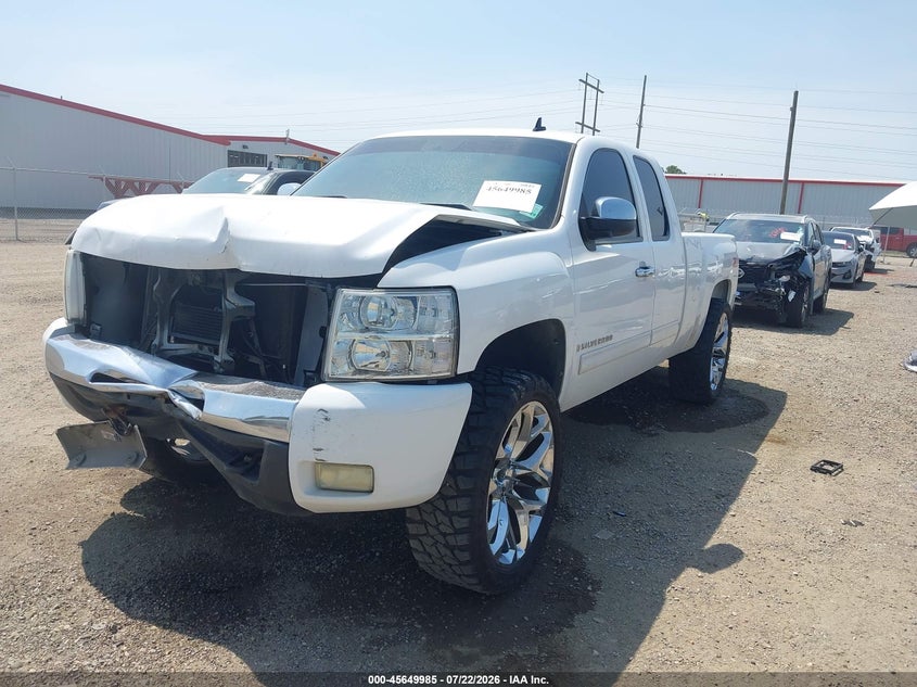 2009 Chevrolet Silverado, Front End, IAAI, VIN 1GCEC29029Z147571 — photo 2