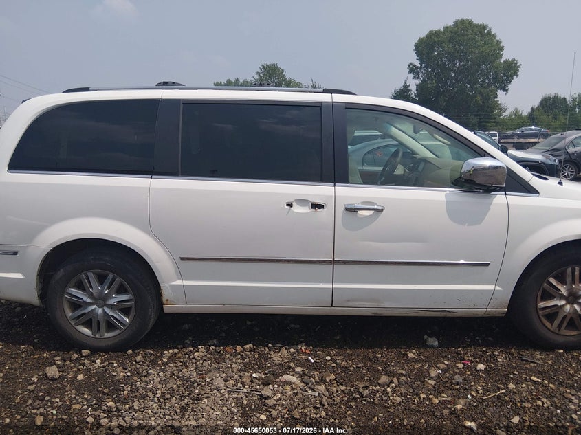 2008 Chrysler Town & Country Limited VIN: 2A8HR64X68R735045 Lot: 45650053
