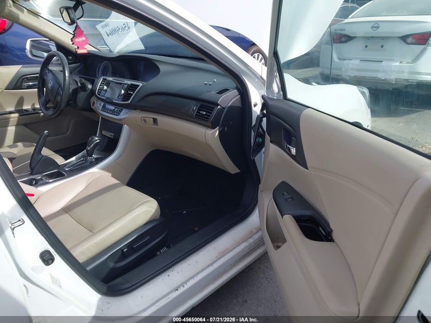 2015 HONDA ACCORD auction photo 5