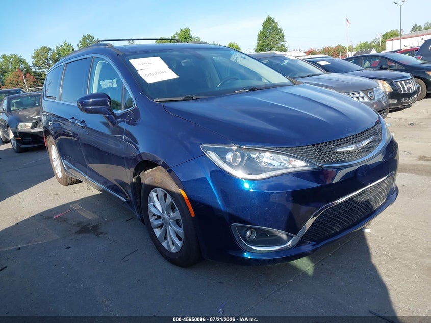 Vin: 2c4rc1bg4hr785445, lot: 46148651, chrysler pacifica touring-l 2017 img_1