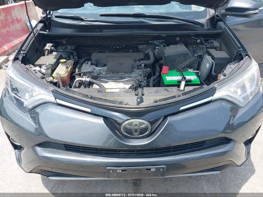 2018 Toyota Rav4 Xle VIN: 2T3RFREV8JW831032 Lot: 45650112