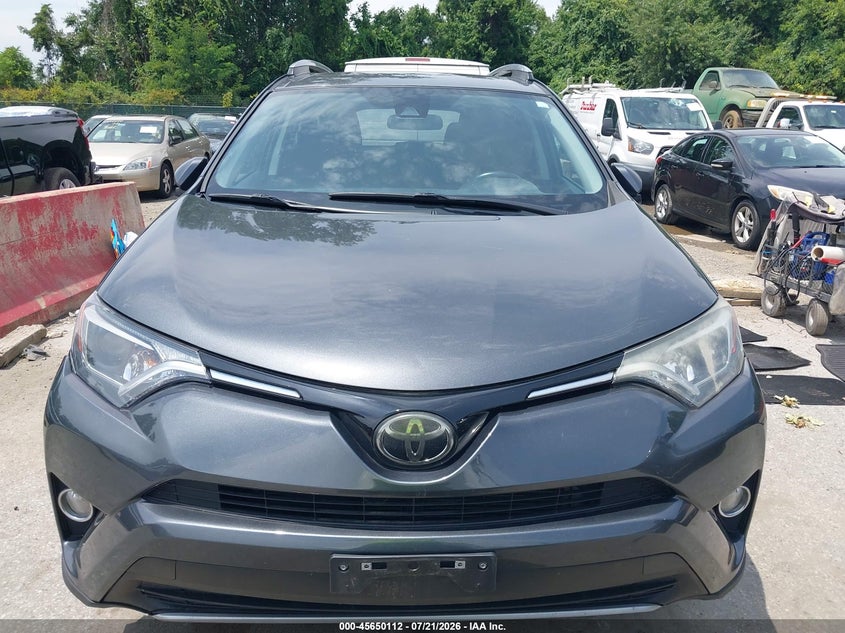 2018 Toyota Rav4 Xle VIN: 2T3RFREV8JW831032 Lot: 45650112