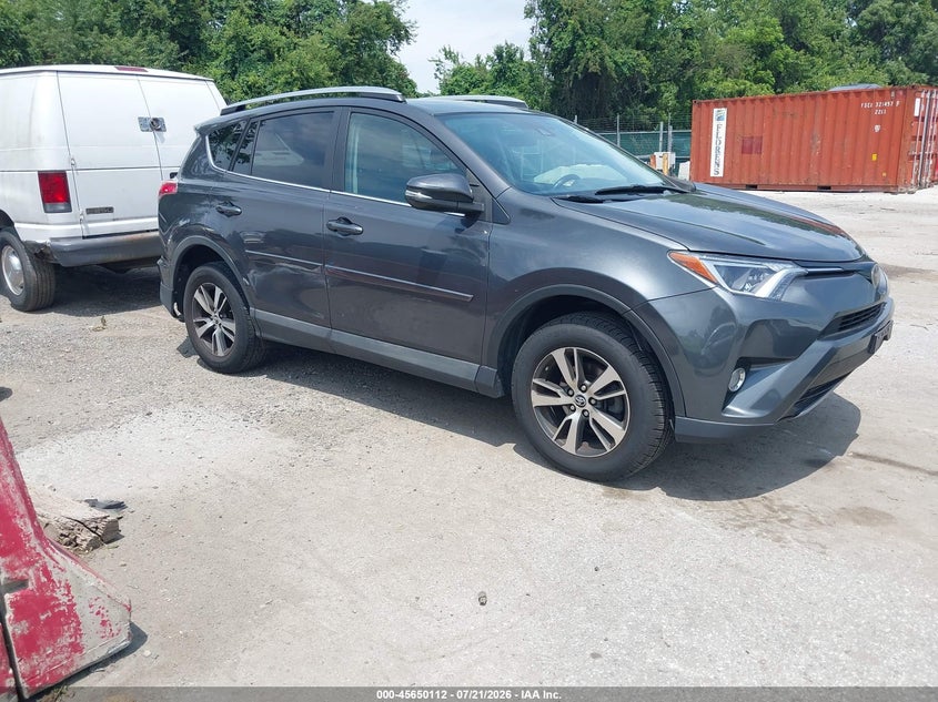 2018 Toyota Rav4 Xle VIN: 2T3RFREV8JW831032 Lot: 45650112