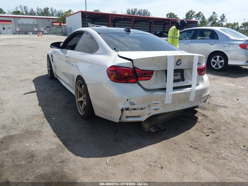 2016 BMW M4 — zdjęcie 3