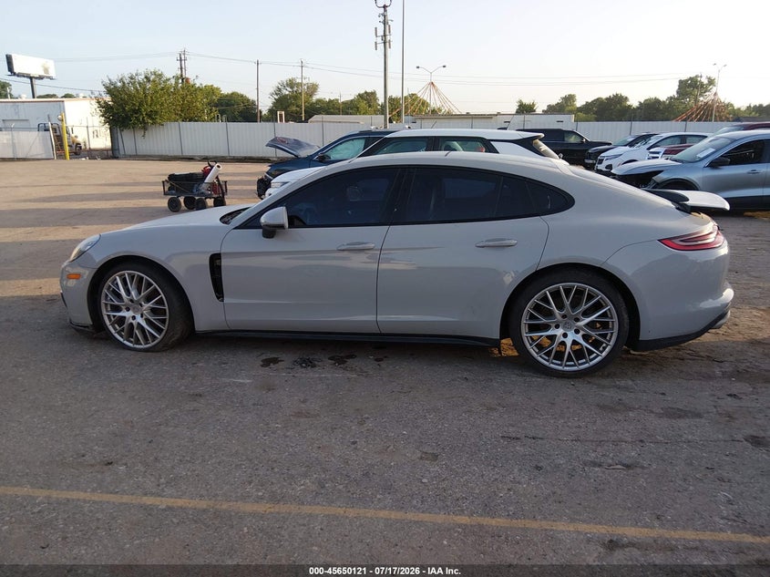 PORSCHE PANAMERA - zdjęcie 14