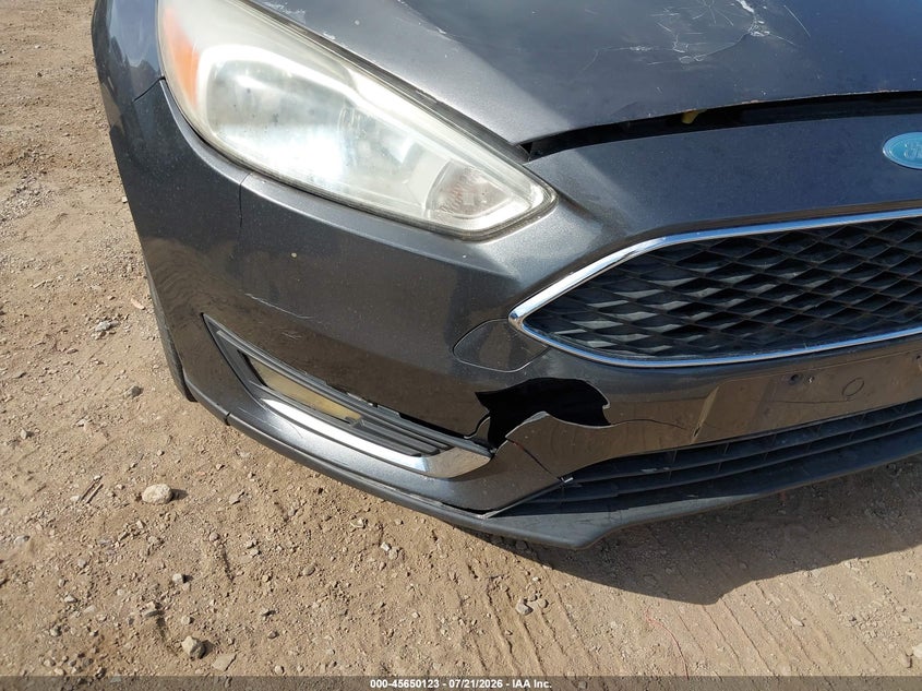 2015 FORD FOCUS auction photo 6