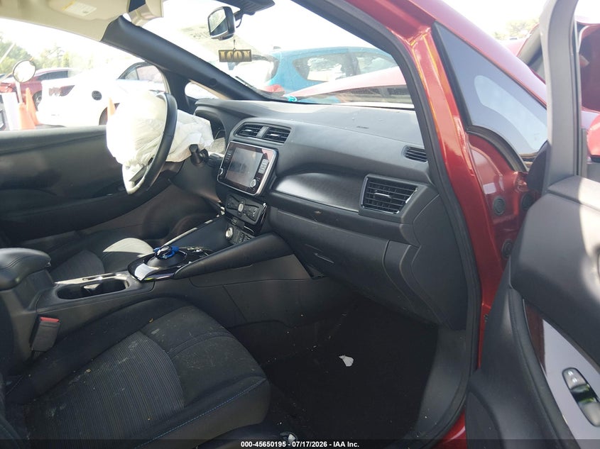 2023 NISSAN LEAF auction photo 5