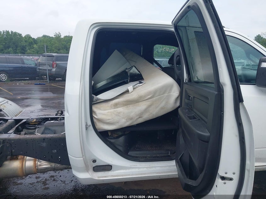 2023 RAM 3500 CHASSIS auction photo 8