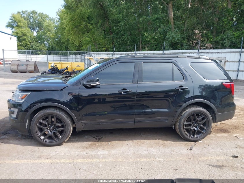 2017 FORD EXPLORER SPORT · Фото 14