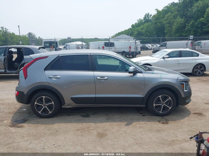 2024 Kia Niro Lx VIN: KNDCP3LE7R5159762 Lot: 45650241