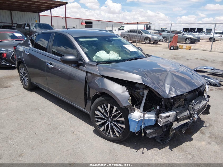 2024 NISSAN ALTIMA auction photo 1