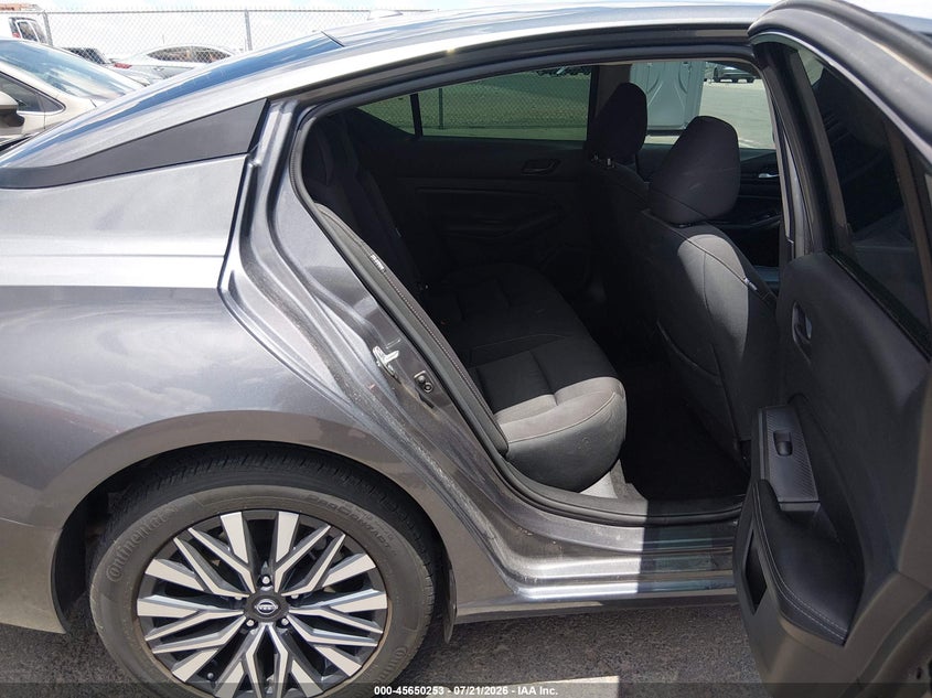 2024 NISSAN ALTIMA auction photo 8