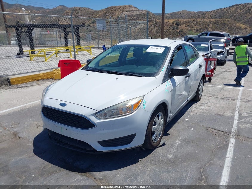 Vin: 1fadp3e27jl292874, lot: 46148809, ford focus s 20182