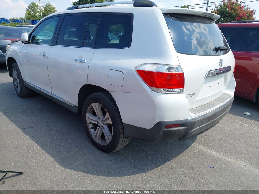 2013 TOYOTA HIGHLANDER auction photo 3