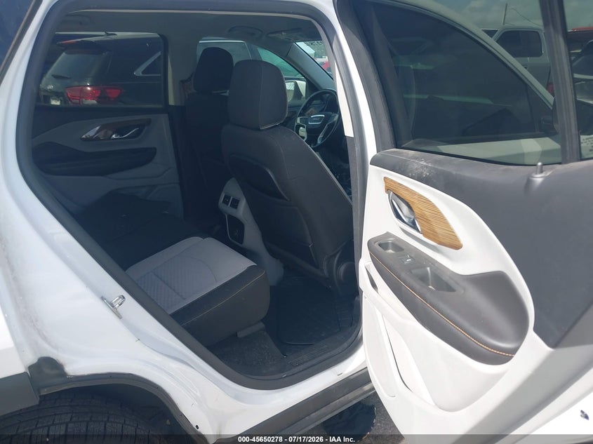 2019 GMC TERRAIN auction photo 8