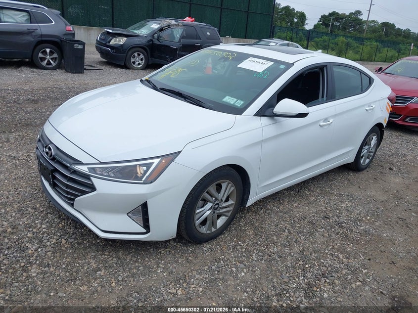 2020 HYUNDAI ELANTRA auction photo 2