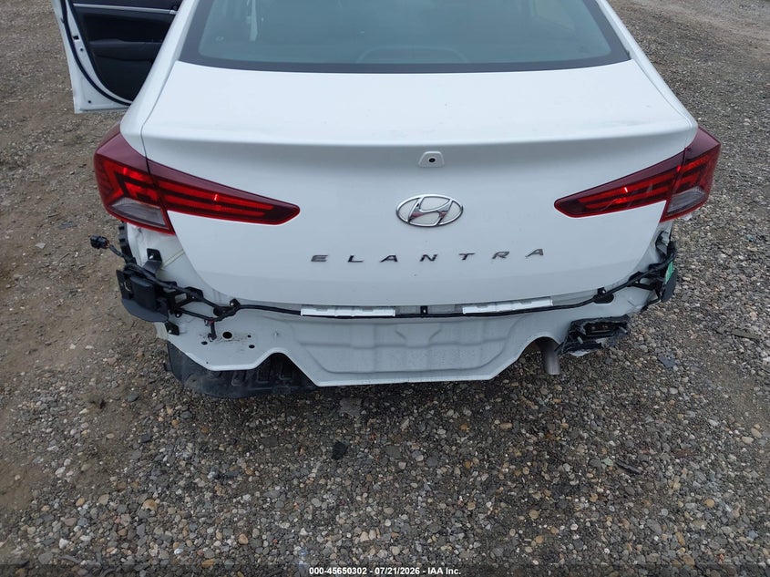 2020 HYUNDAI ELANTRA auction photo 6