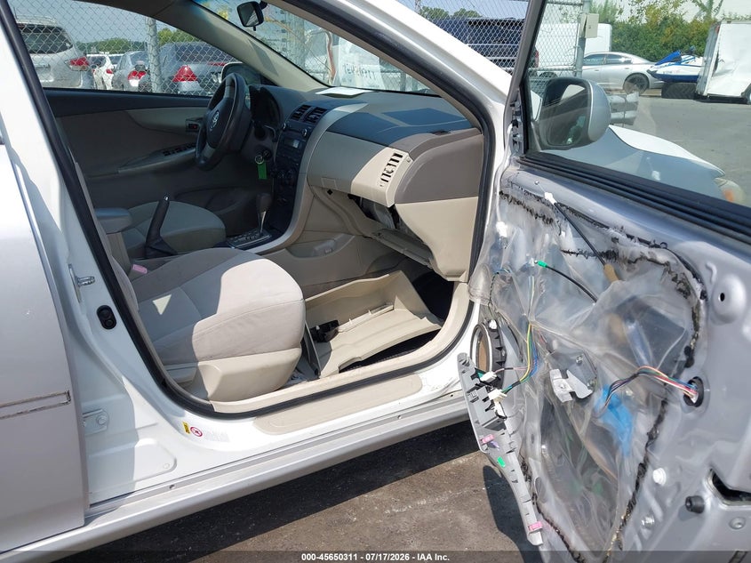2010 TOYOTA COROLLA auction photo 5