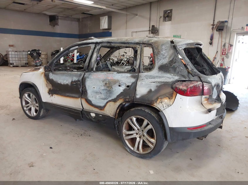 VOLKSWAGEN TIGUAN 2013 VIN WVGBV3AX0DW057840