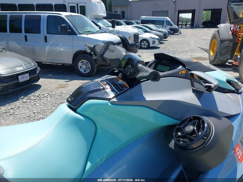 2024 SEADOO GTI auction photo 5