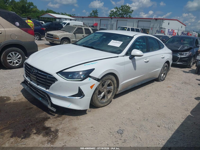 2021 Hyundai Sonata, Left Front, IAAI, VIN 5NPEG4JA2MH105194 — photo 2