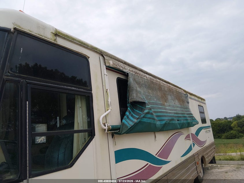 1995 CHEVROLET P30 auction photo 6