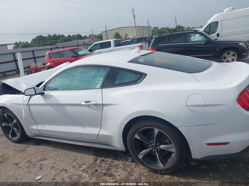 FORD MUSTANG - zdjęcie 14