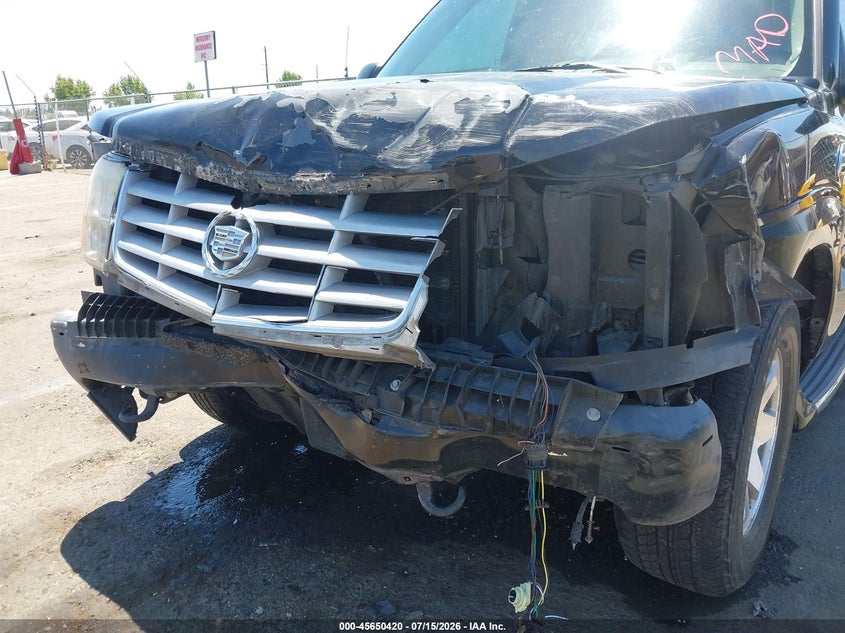 2002 CADILLAC ESCALADE auction photo 6