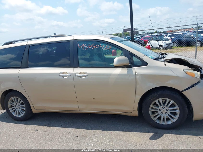 2012 Toyota Sienna Limited V6 7 Passenger/Xle V6 7 Passenger Auto Access Seat/Xle V6 8 Passenger VIN: 5TDYK3DC2CS234094 Lot: 45650421