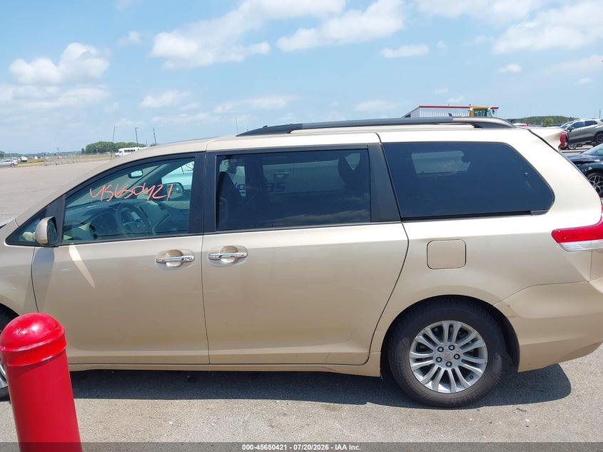2012 Toyota Sienna Limited V6 7 Passenger/Xle V6 7 Passenger Auto Access Seat/Xle V6 8 Passenger VIN: 5TDYK3DC2CS234094 Lot: 45650421