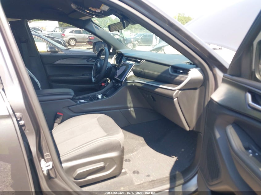 2025 JEEP GRAND CHEROKEE L auction photo 5