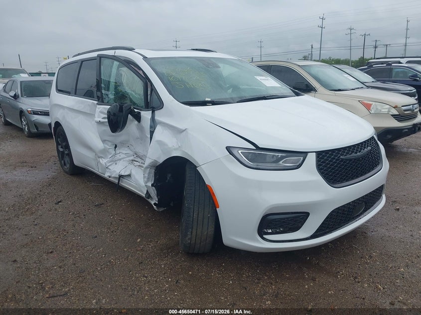 2026 Chrysler Pacifica