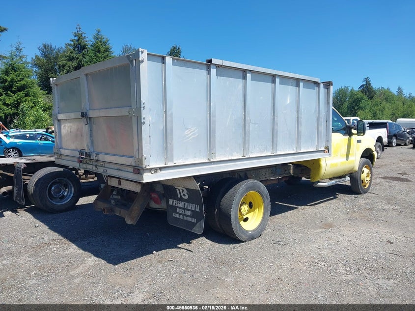 2003 Ford F-450 Xl/Xlt VIN: 1FDXF46S73EB49733 Lot: 45650536