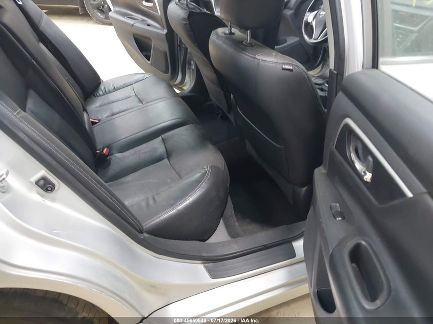 2017 NISSAN ALTIMA auction photo 8