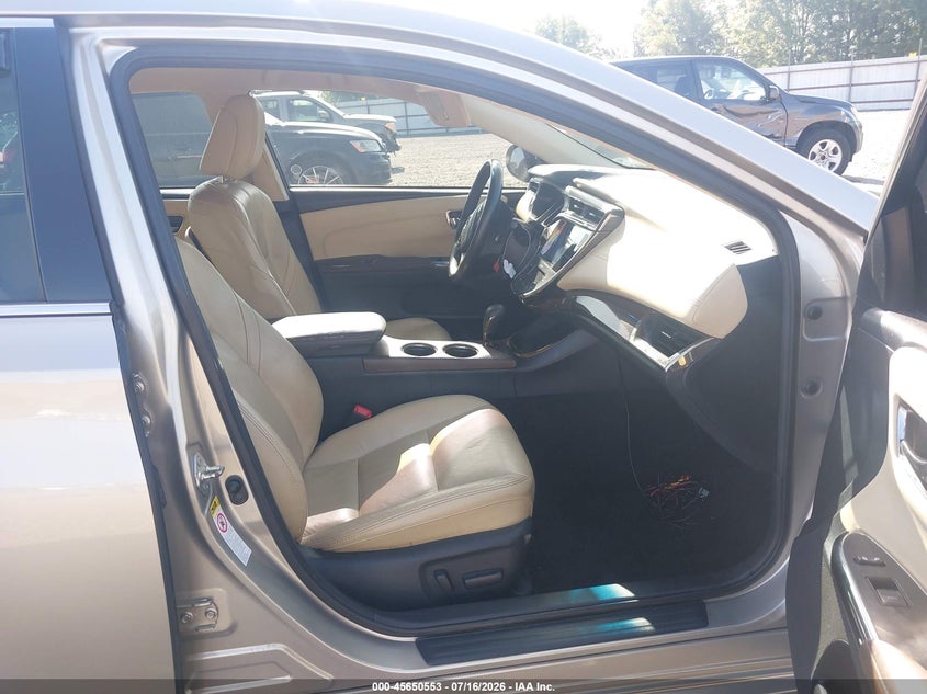2013 TOYOTA AVALON auction photo 5