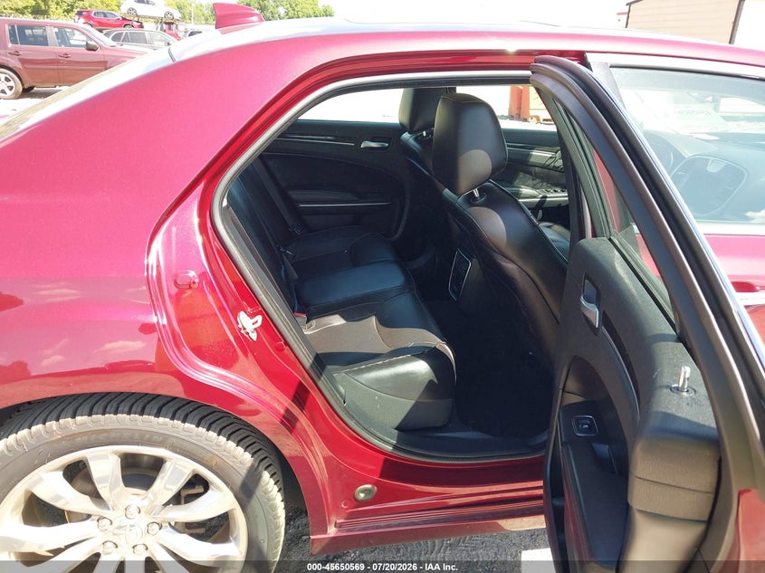 2020 Chrysler 300 Limited VIN: 2C3CCAEG6LH108689 Lot: 45650569