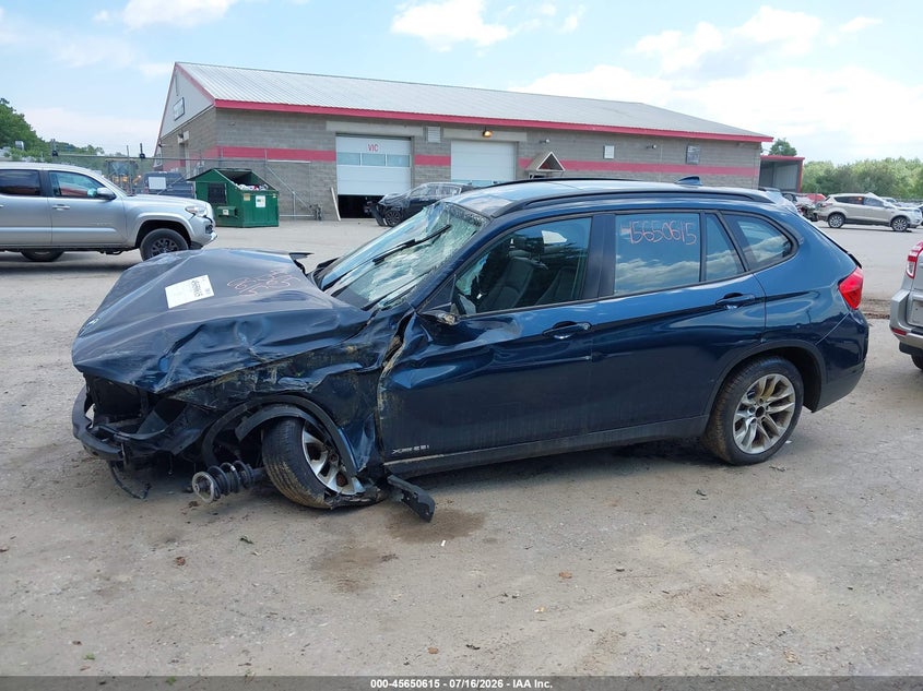 2015 BMW X1 xDrive28I VIN: WBAVL1C55FVY30279 Lot: 45650615