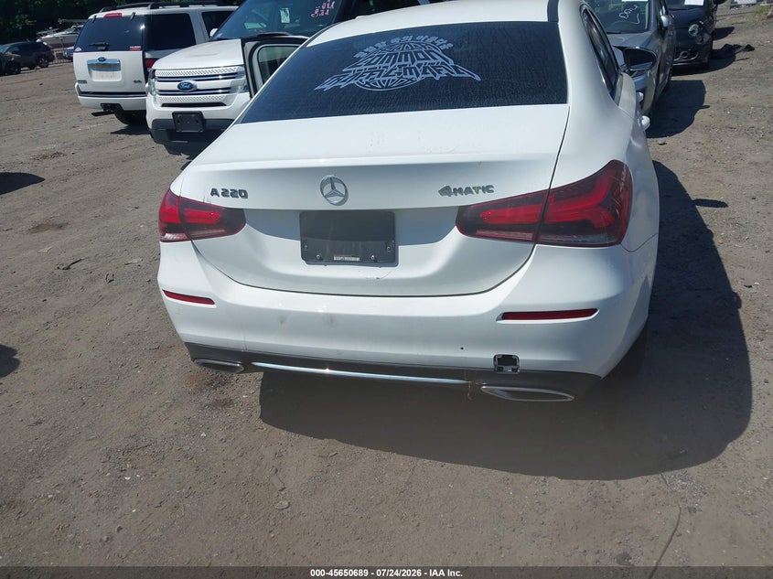 MERCEDES-BENZ A 220 - zdjęcie 16