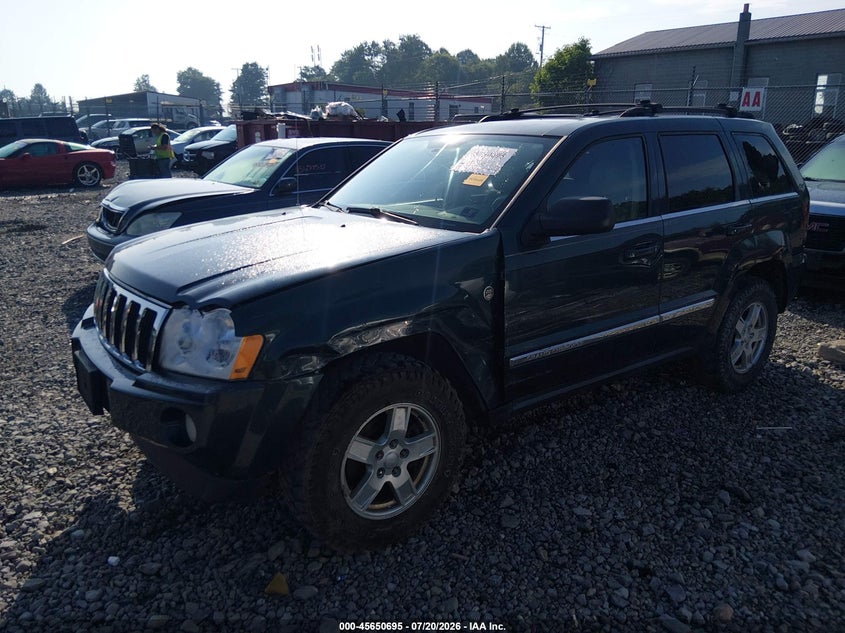 2005 Jeep Grand Cherokee, Лівий бік, IAAI, VIN 1J4HR58235C596992 — фото 2