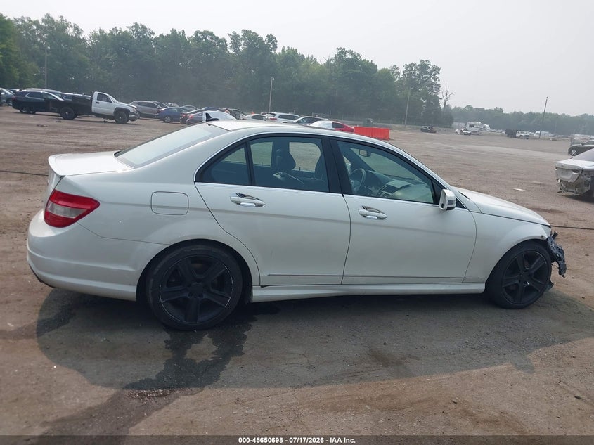 2011 Mercedes-Benz C 300 Luxury/Sport VIN: WDDGF5EB2BA516416 Lot: 45650698