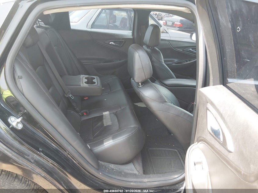 2017 CHEVROLET MALIBU auction photo 8