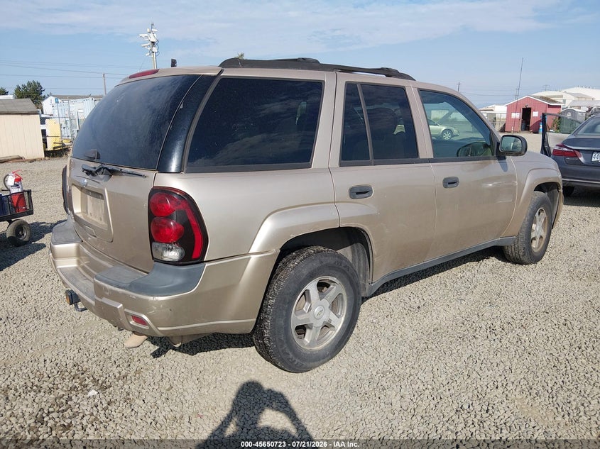 2006 CHEVROLET TRAILBLAZER auction photo 4