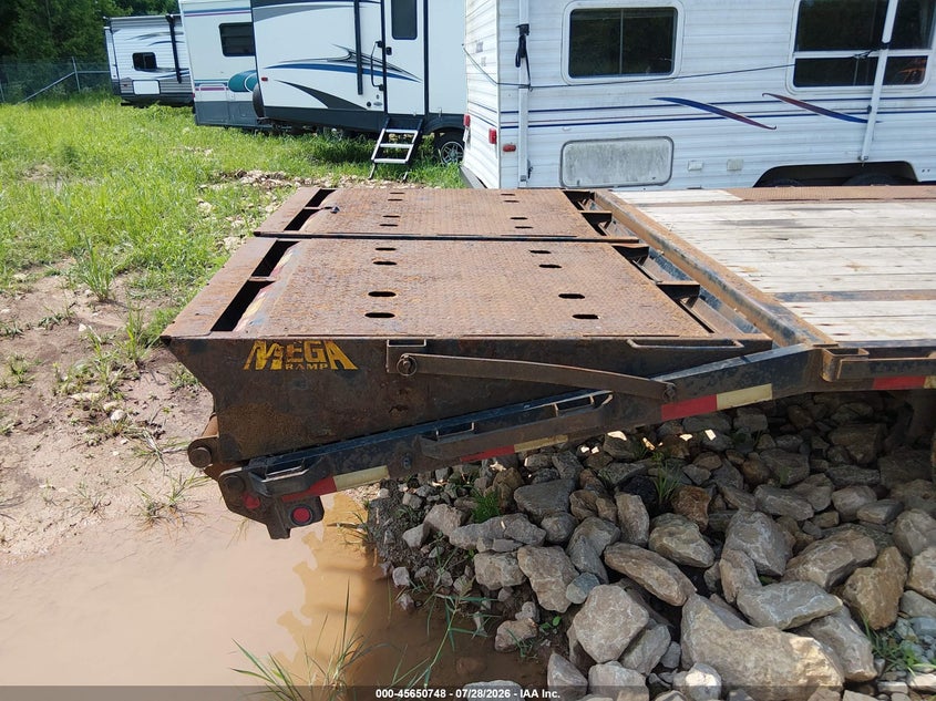 2022 BIG TEX TRAILER CO INC FLATBED GOOSENECK auction photo 5