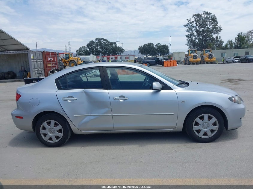 2006 Mazda Mazda3 I VIN: JM1BK12G461404926 Lot: 45650779