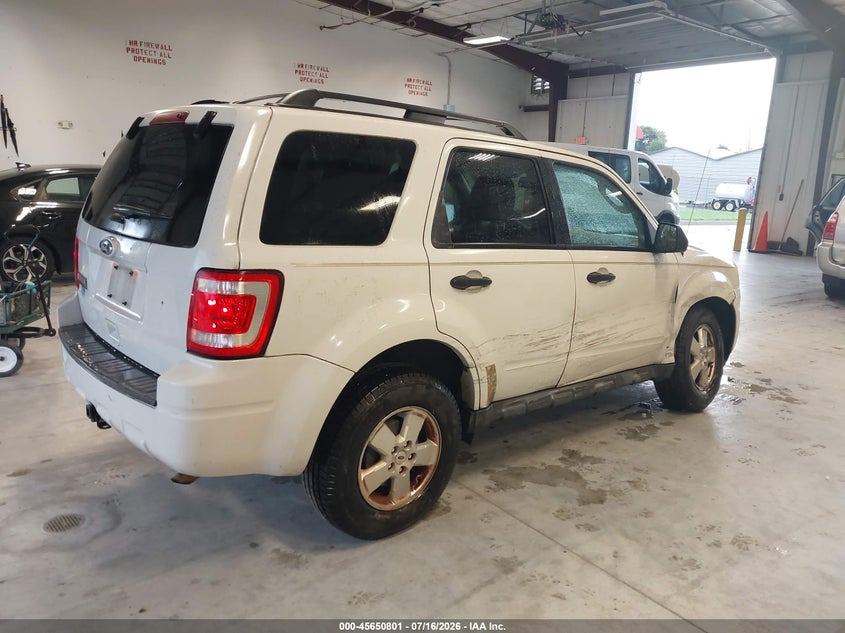 Vin: 1fmcu9d72bkc25102, lot: 46149356, ford escape xlt 20114